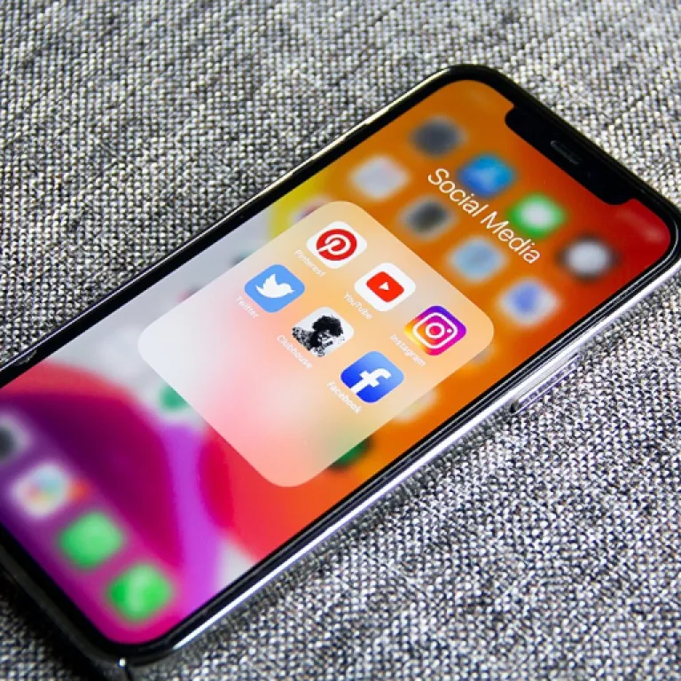 Comment créer un slogan pour attirer les clients et renforcer votre identité visuelle